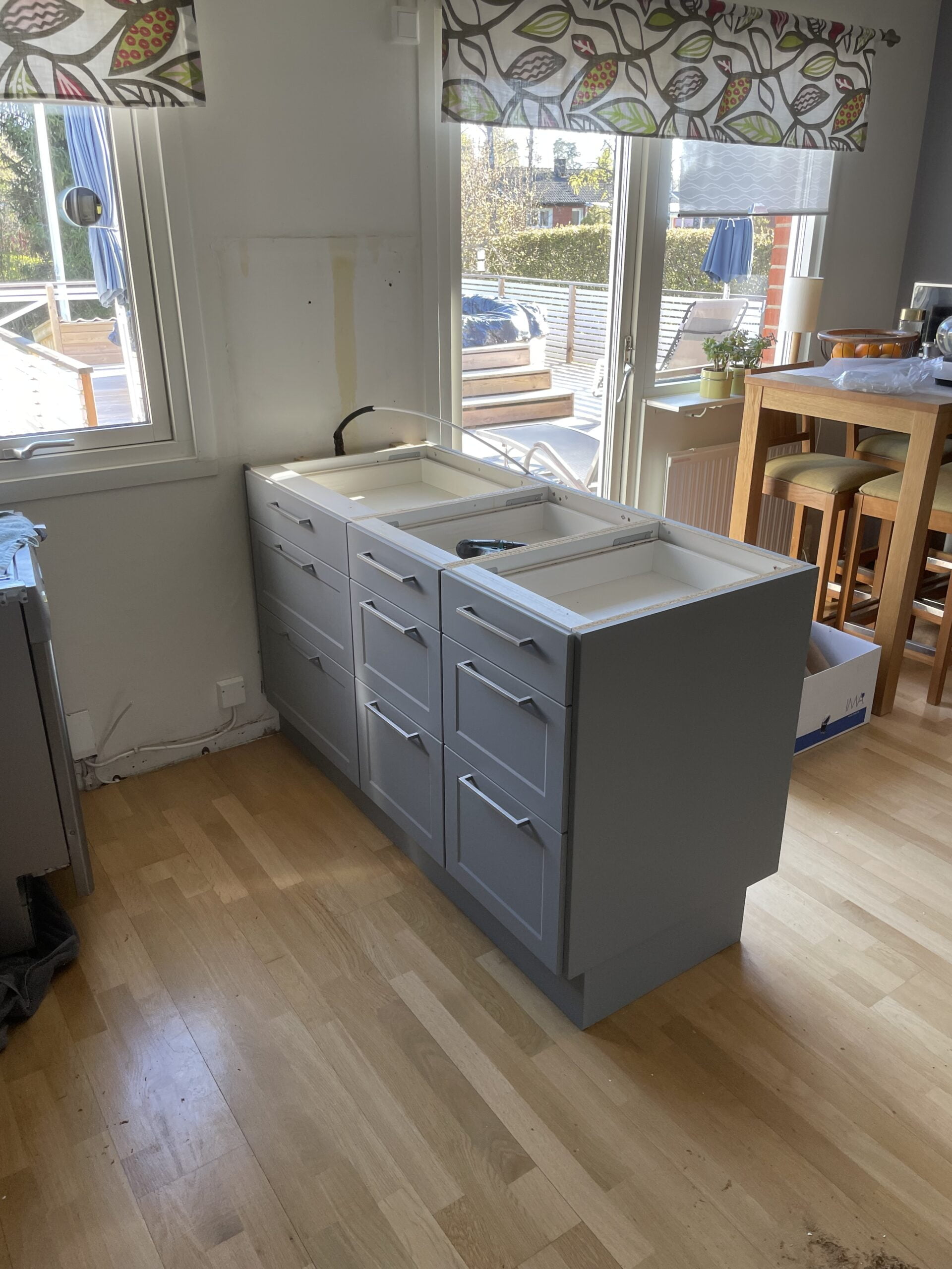 Stor köksrenovering i Skogstorp - klar på en dag!